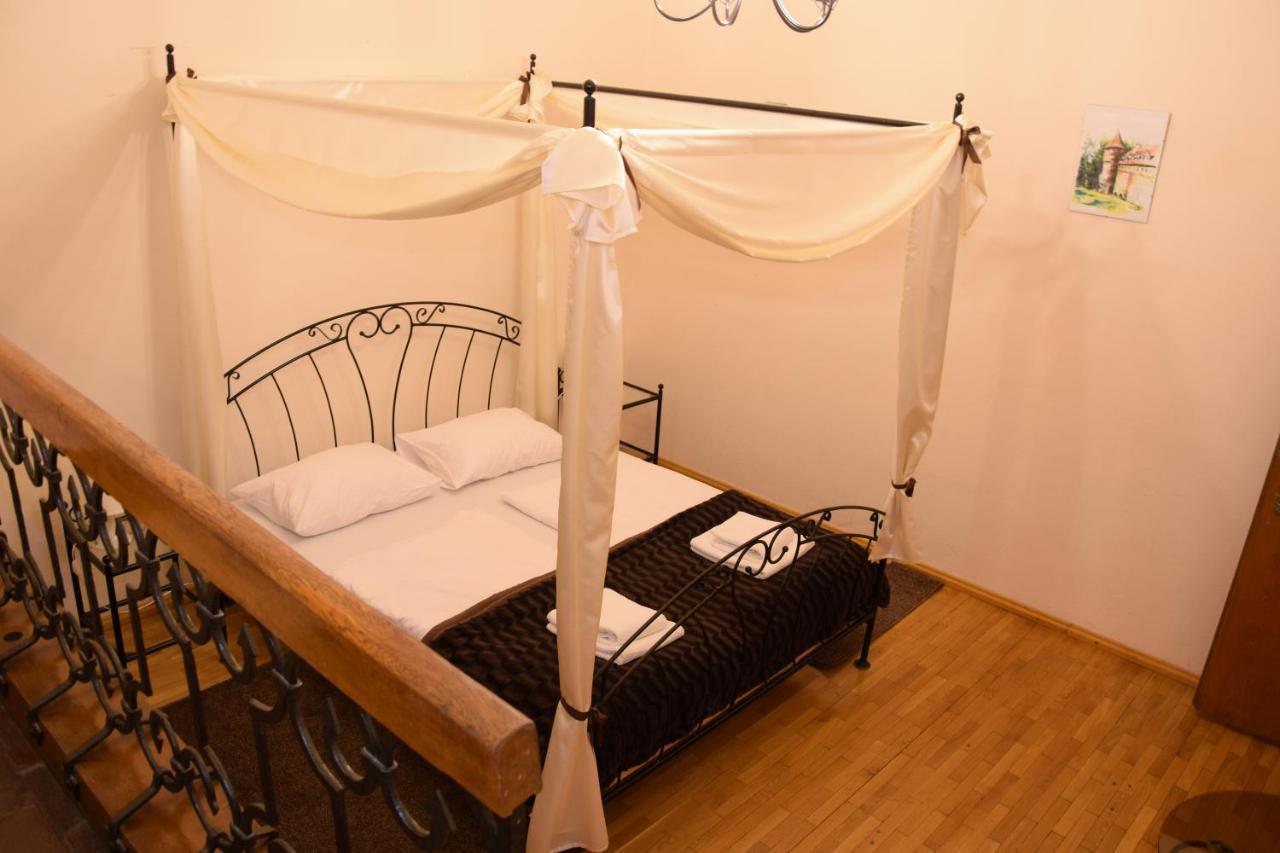 Hotel Zamek Bytow Extérieur photo