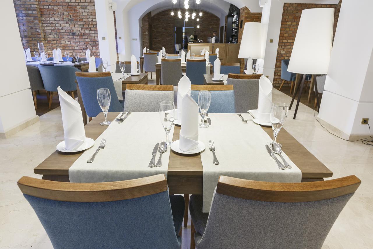 Hotel Zamek Bytow Extérieur photo