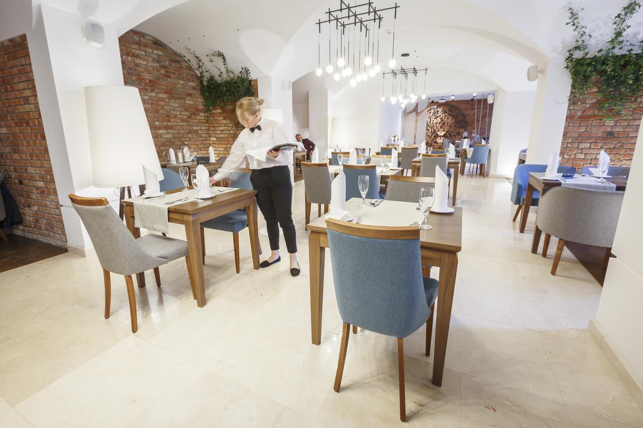 Hotel Zamek Bytow Extérieur photo
