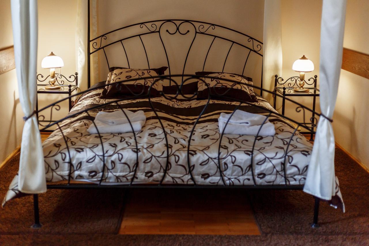 Hotel Zamek Bytow Extérieur photo